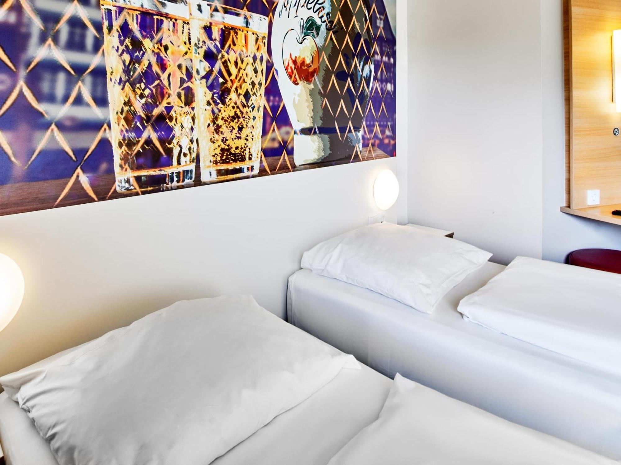 B&B Hotel Frankfurt-Nord Франкфурт-на-Майні Екстер'єр фото