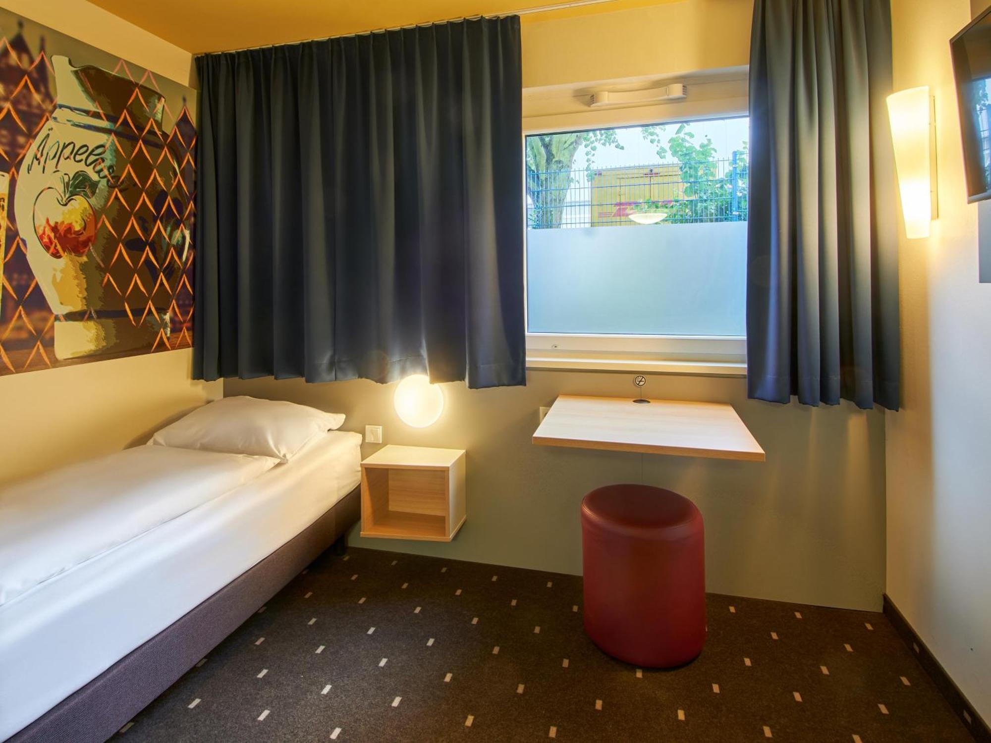 B&B Hotel Frankfurt-Nord Франкфурт-на-Майні Екстер'єр фото
